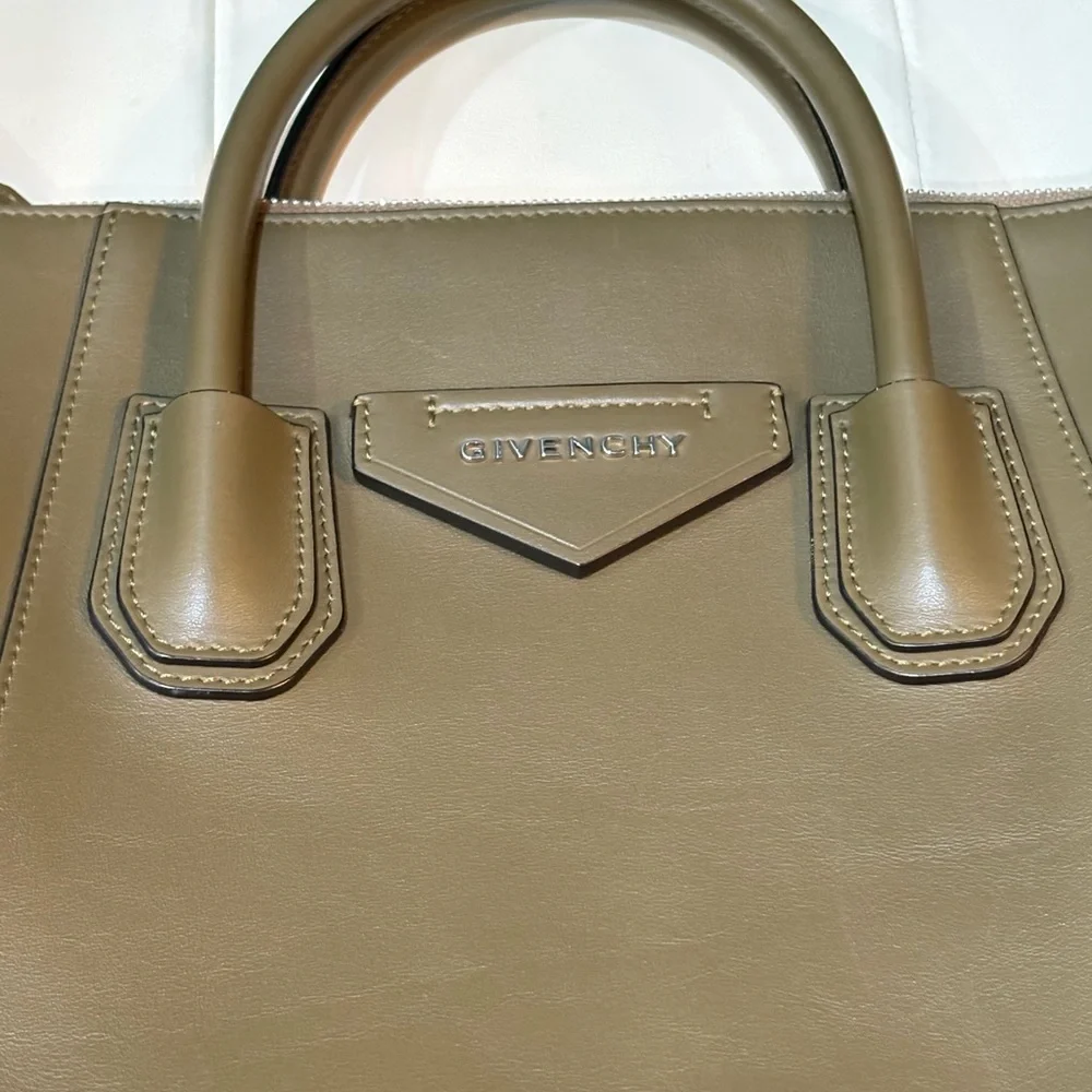 Givenchy Antigona Army Green RARE professionally modified - Picture 3 of 12